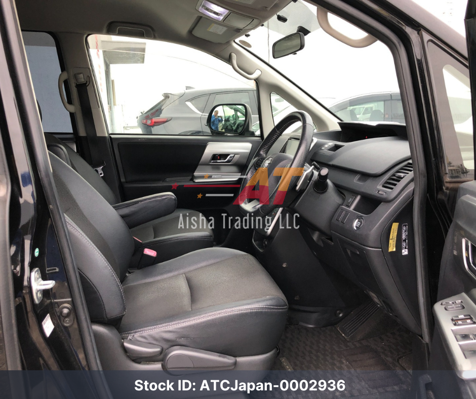 2013 Toyota Voxy